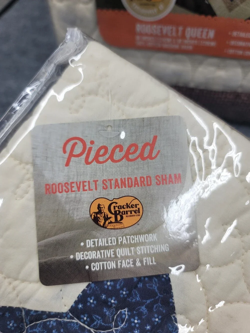Cracker Barrel Roosevelt Patchwork Queen Quilt 88” X 90” & (2) 20